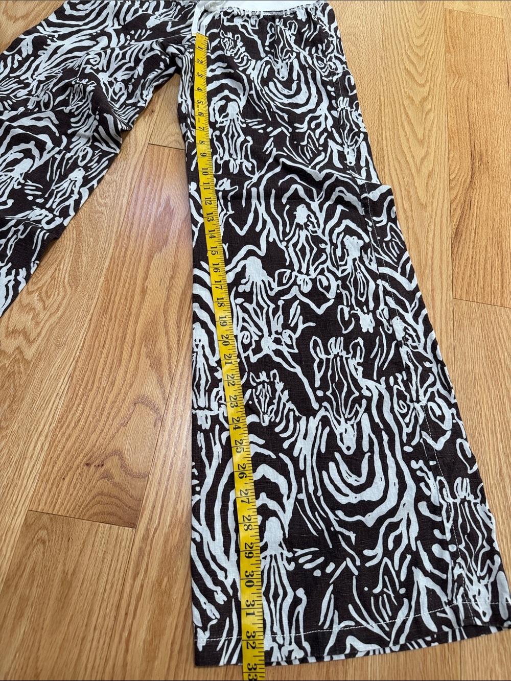 Lilly Pulitzer XS the linen beach wide leg  pants in zebra print . - Picture 6 of 10